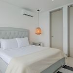 Laurdhomes Palmetto Beach Floor 32, Sea View