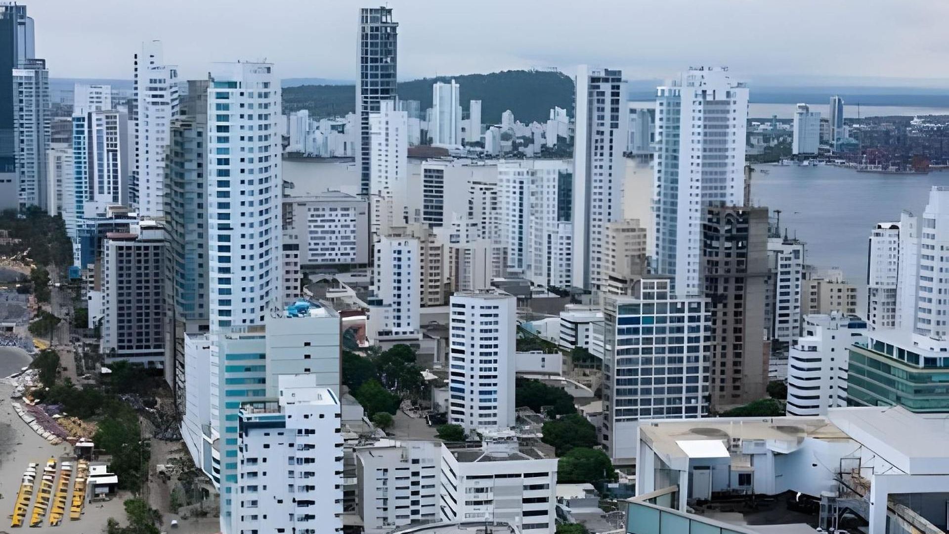 Laurdhomes Palmetto Floor 32, Sea View *