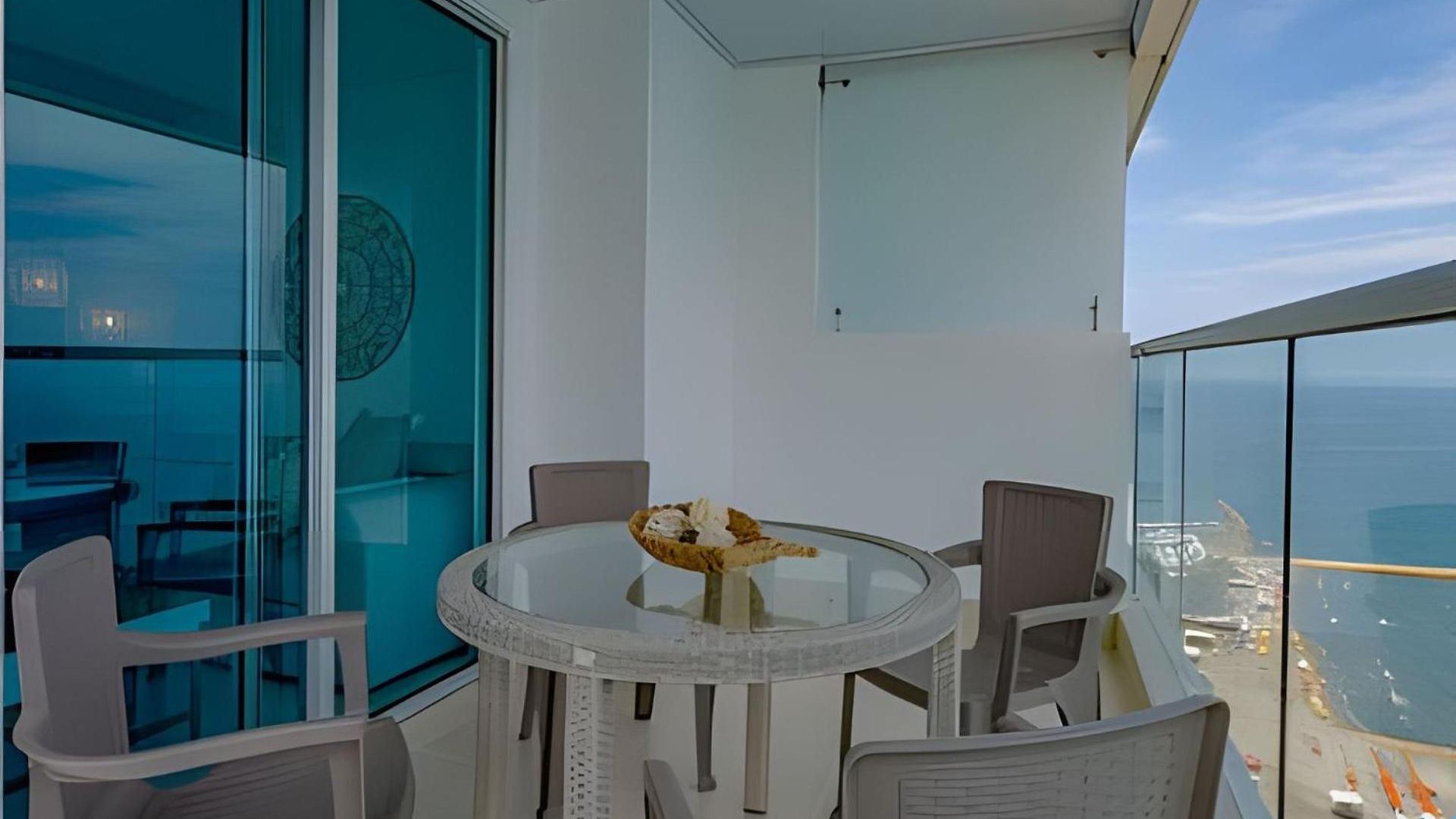 Laurdhomes Palmetto Floor 32, Sea View Apartment *