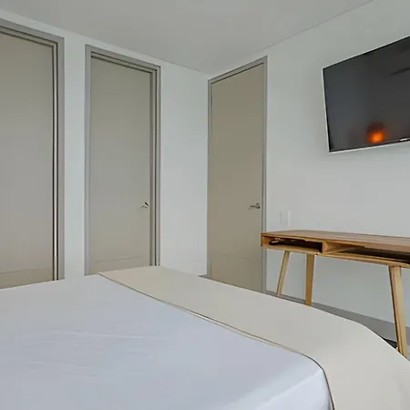 Apartment Laurdhomes Palmetto Floor 32, Sea View